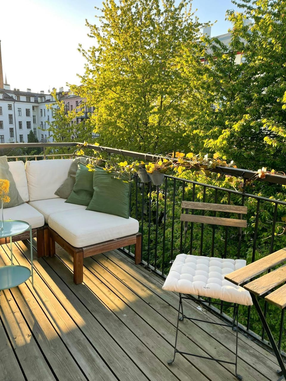 South-facing flat with balcony in Grunerlokka Apartment in Oslo