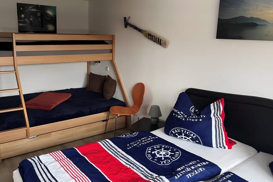 Property building, Living room, Bedroom
