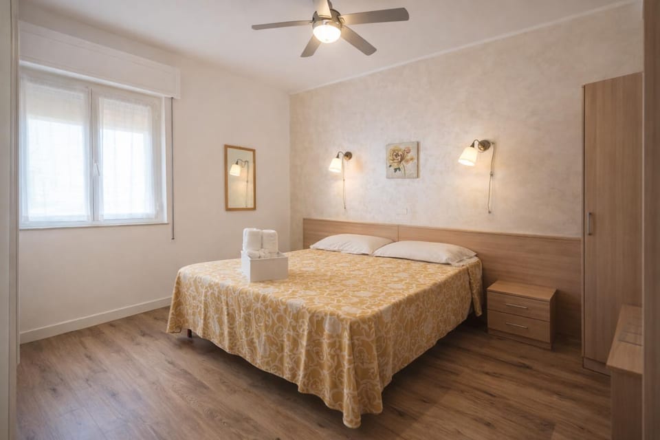 Hotel Costa Azzurra - Easy Stay -Spotorno Hotel in Spotorno