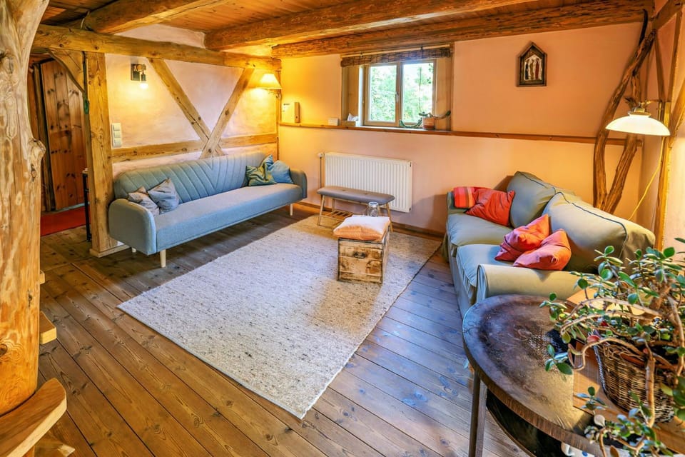 Eco-friendly farmhouse with a garden by the river Apartment in Saxony-Anhalt, Germany