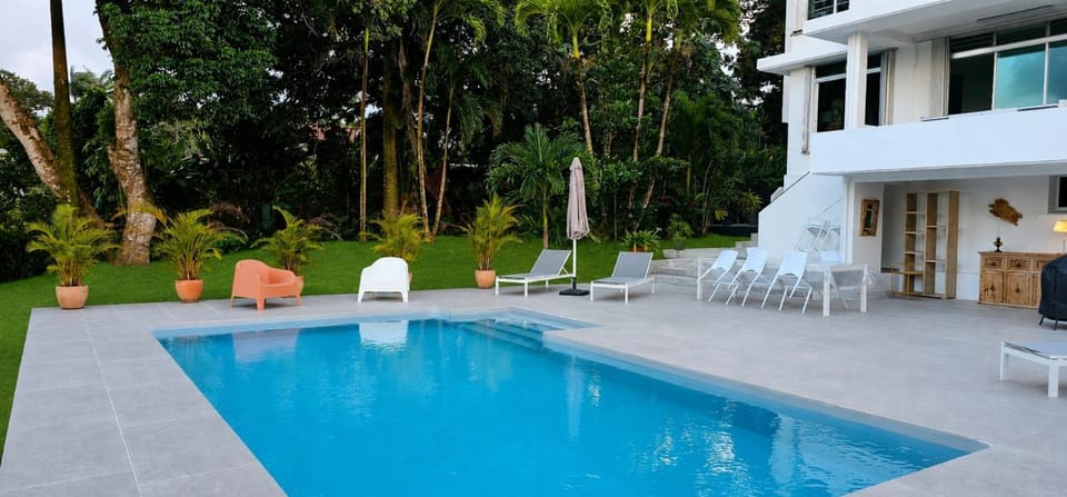 Property building, Swimming pool