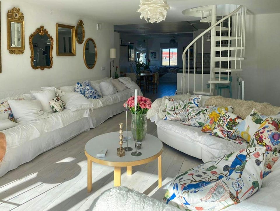 House with sea view and pool in Hoganas House in Skåne County