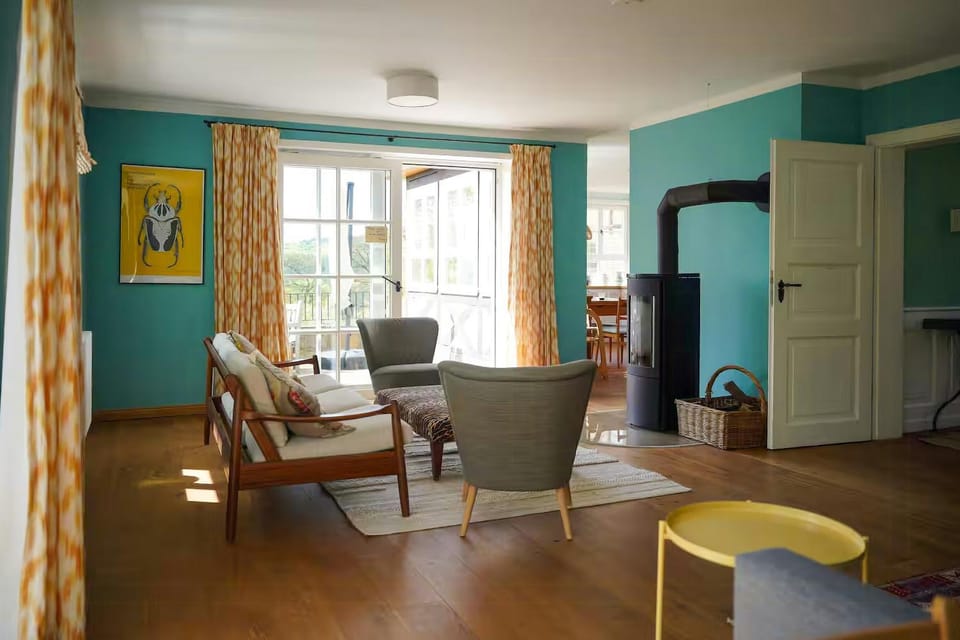 Farmhouse with mid-century design in Hesse House in Hesse