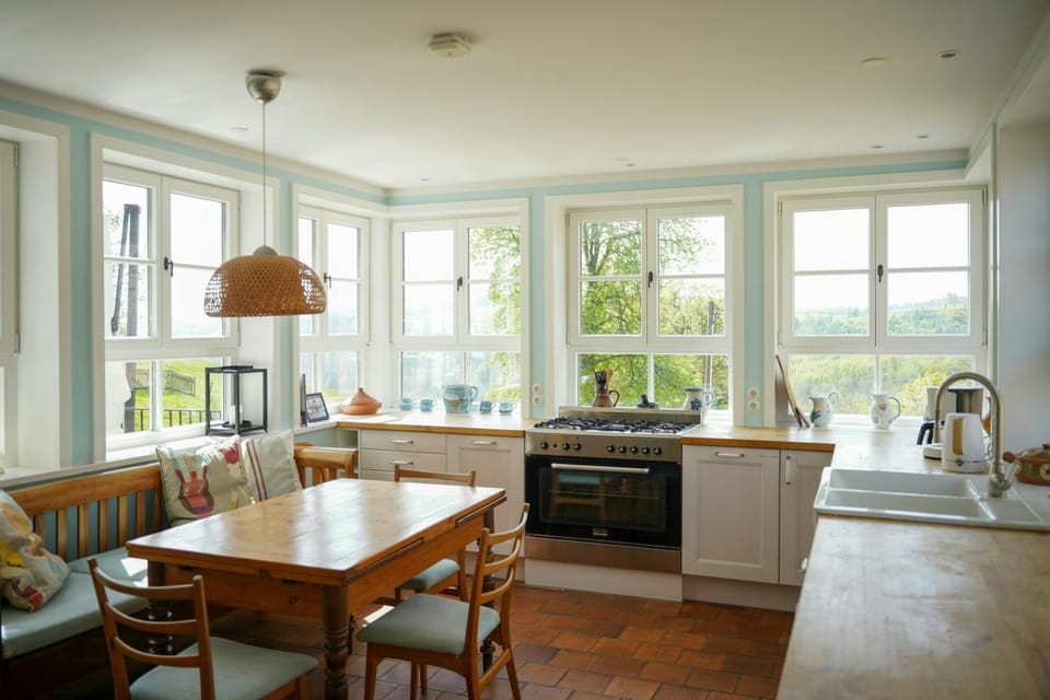 Farmhouse with mid-century design in Hesse House in Hesse