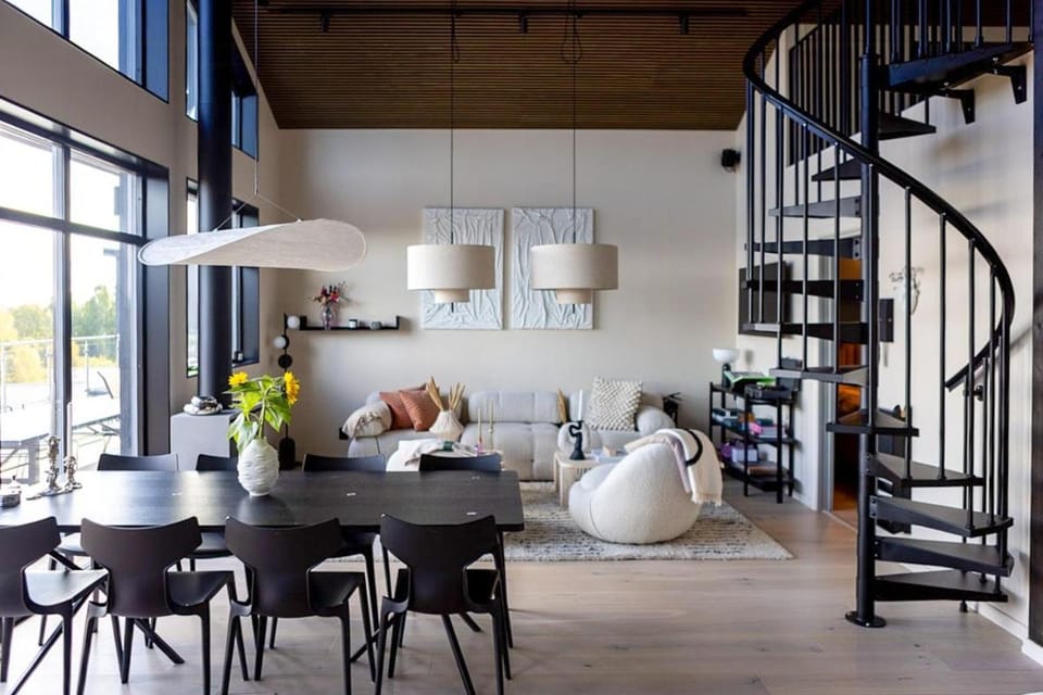Warm and luxurious cabin with great views Cabin in Sweden