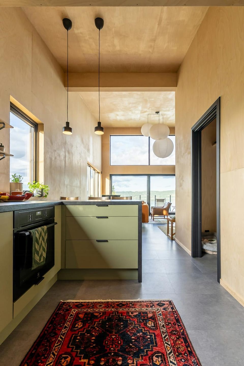 High ceilings and lake views over the inlet House in Viken, Norway