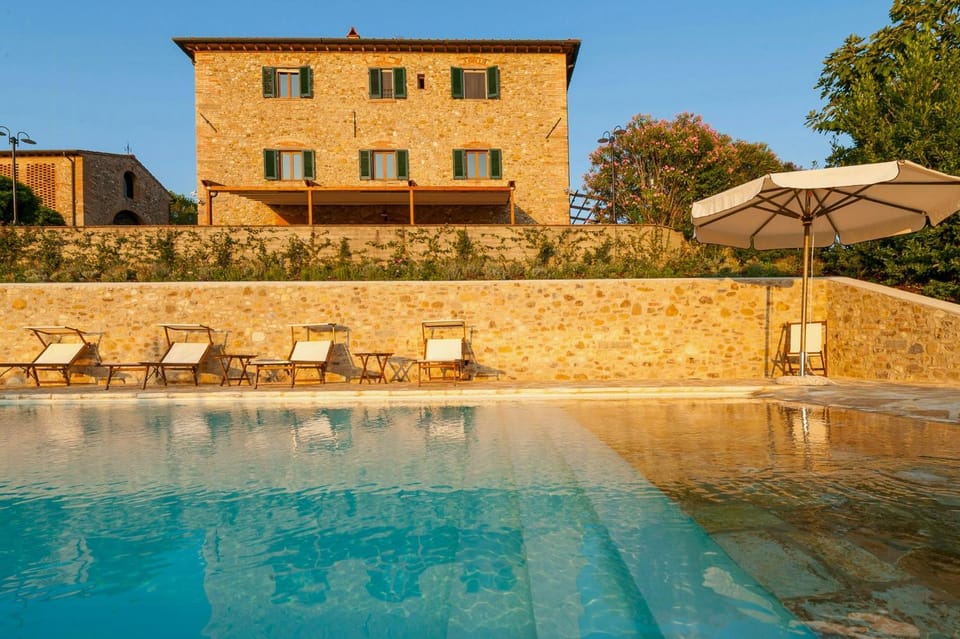 Chianti hills Villa with swimming pool Apartment in San Casciano Val Pesa