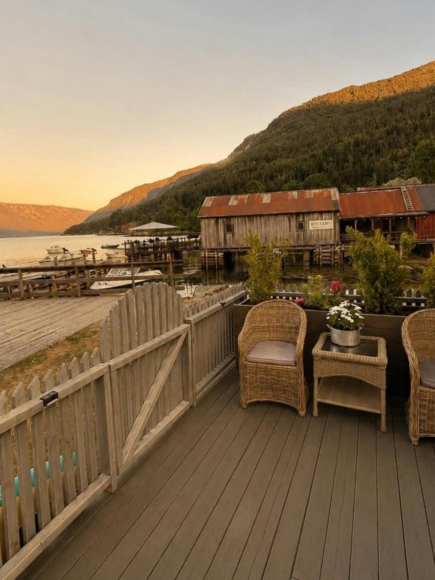 Historic house by the fjord in Solvorn House in Vestland