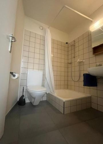 Grand studio au centre ville de Neuchâtel Apartment in Neuchâtel