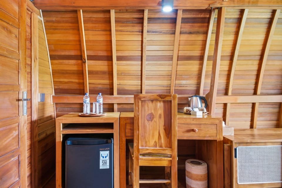 Kitchen or kitchenette, wardrobe