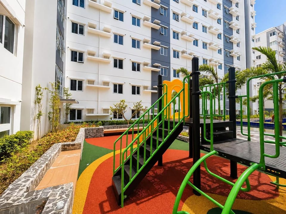 Bossa 10 Floor Unit 20 by Kyle Apartment in Cebu City