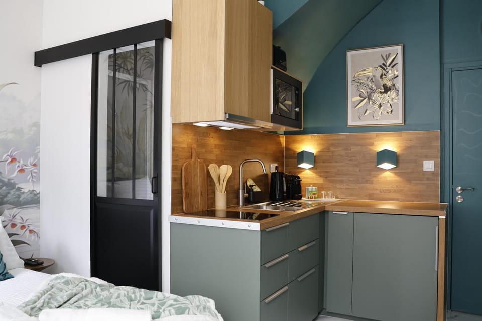 Kitchen or kitchenette, stove