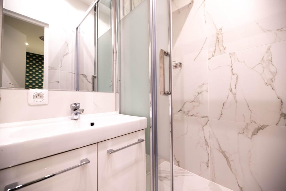 Cute Apartment in Ile Saint Louis Apartment in Paris