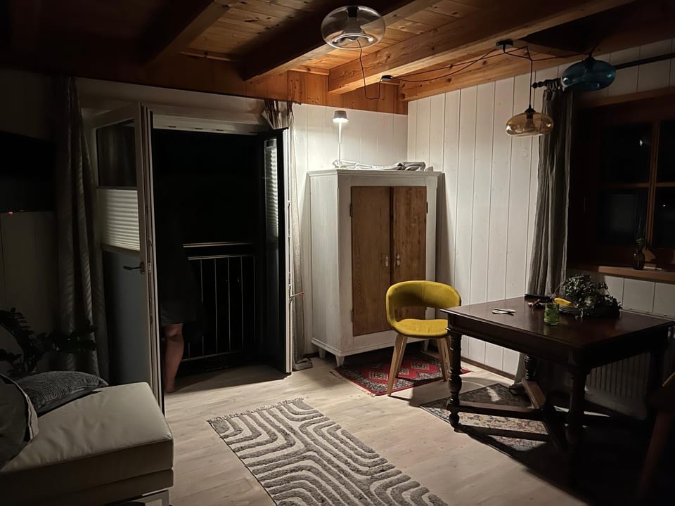 Living room, Photo of the whole room, Seating area, wardrobe