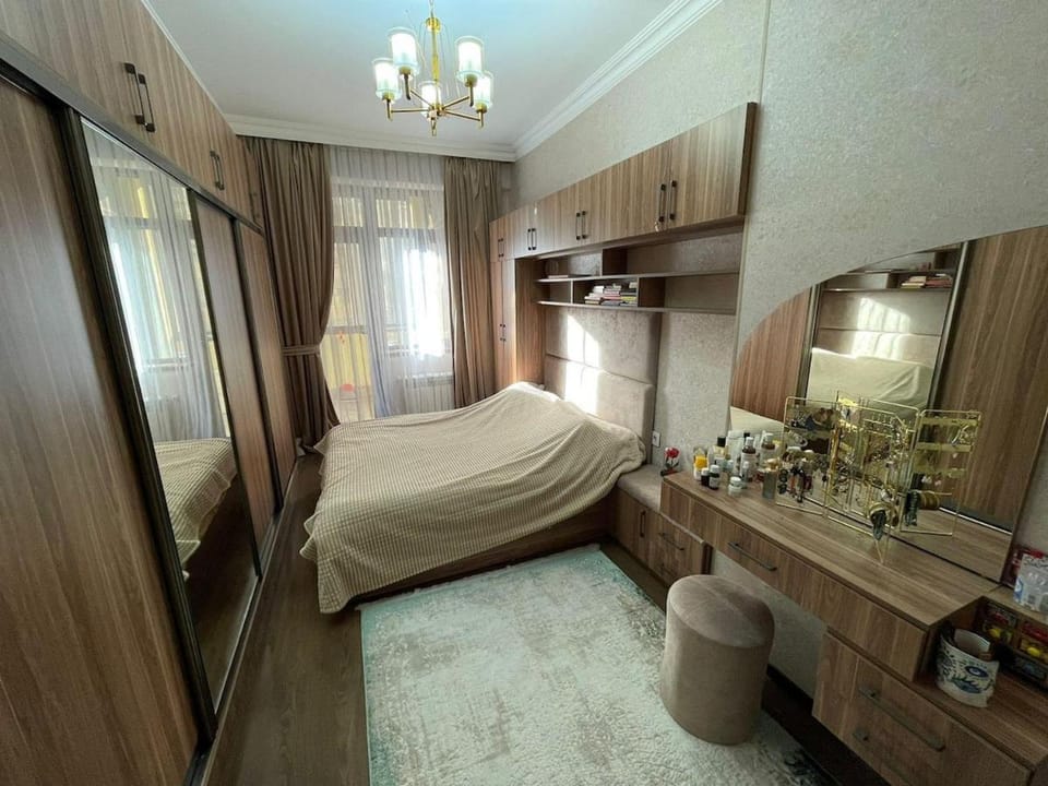 Bed, Photo of the whole room, Bedroom, wardrobe