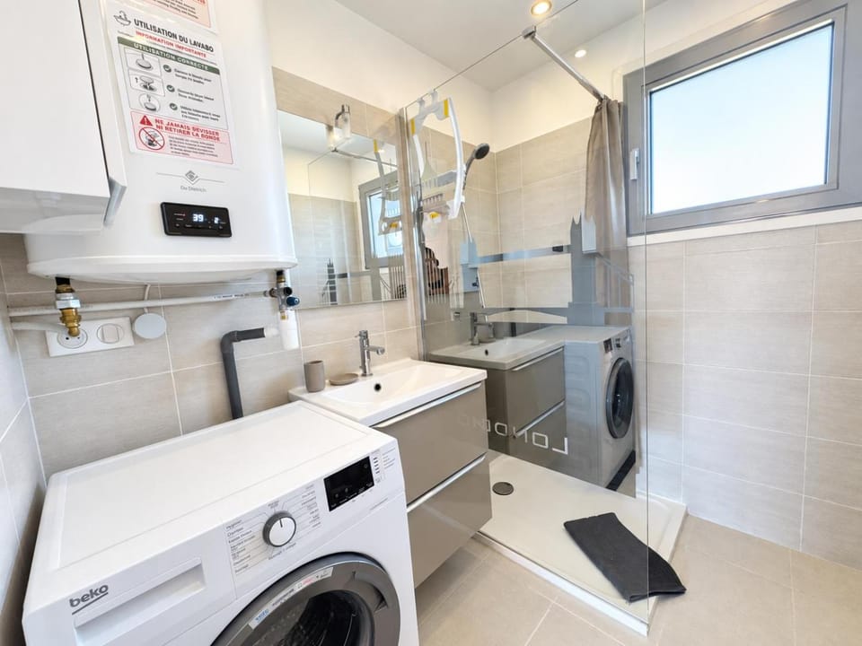 L'instant Riviera - T2 Piscine & Parking Apartment in Antibes