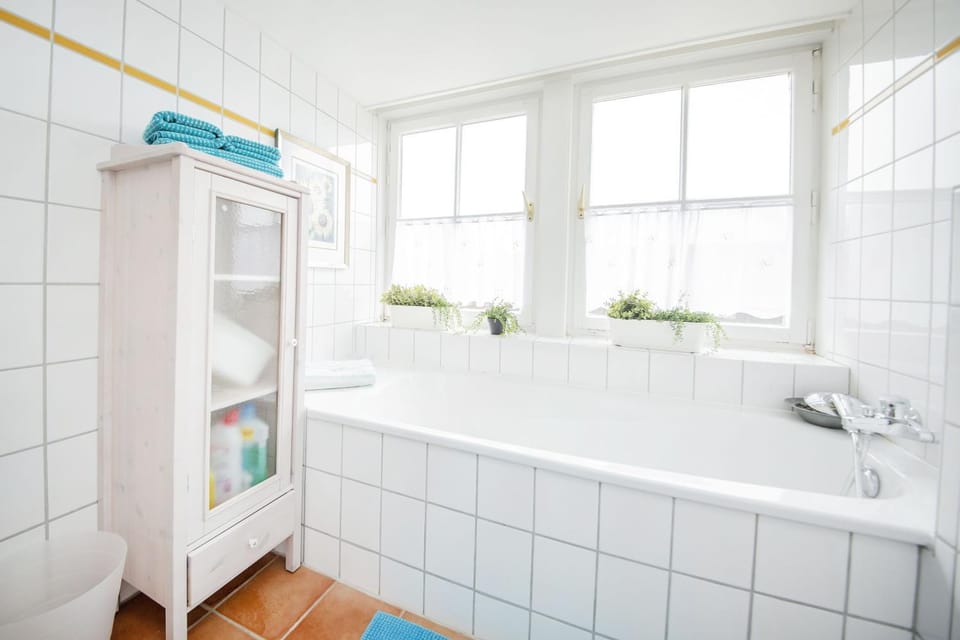 Bathroom, Living room