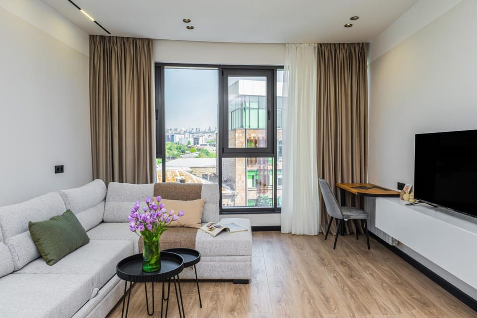 Communal lounge/ TV room, TV and multimedia, Living room, Seating area