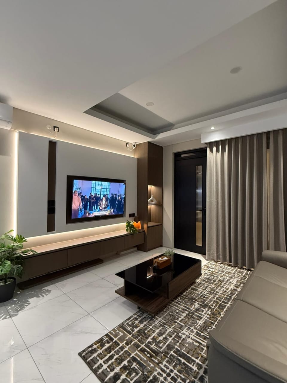 Chateau Lumiere KBP Bed and Breakfast in West Java