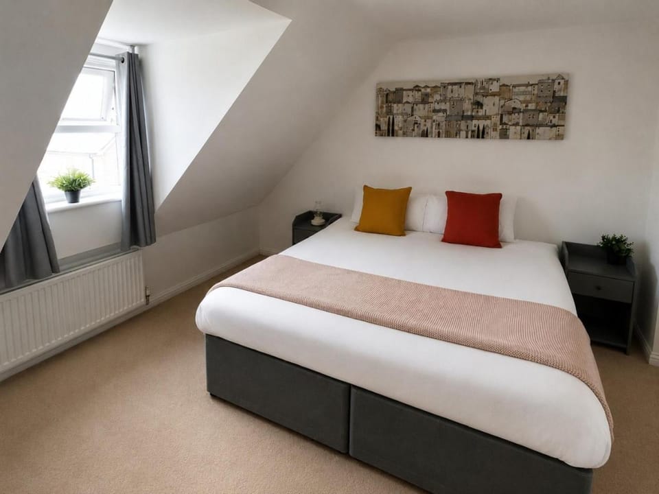 Village Retreat Near Cambridge with Free Parking House in South Cambridgeshire District