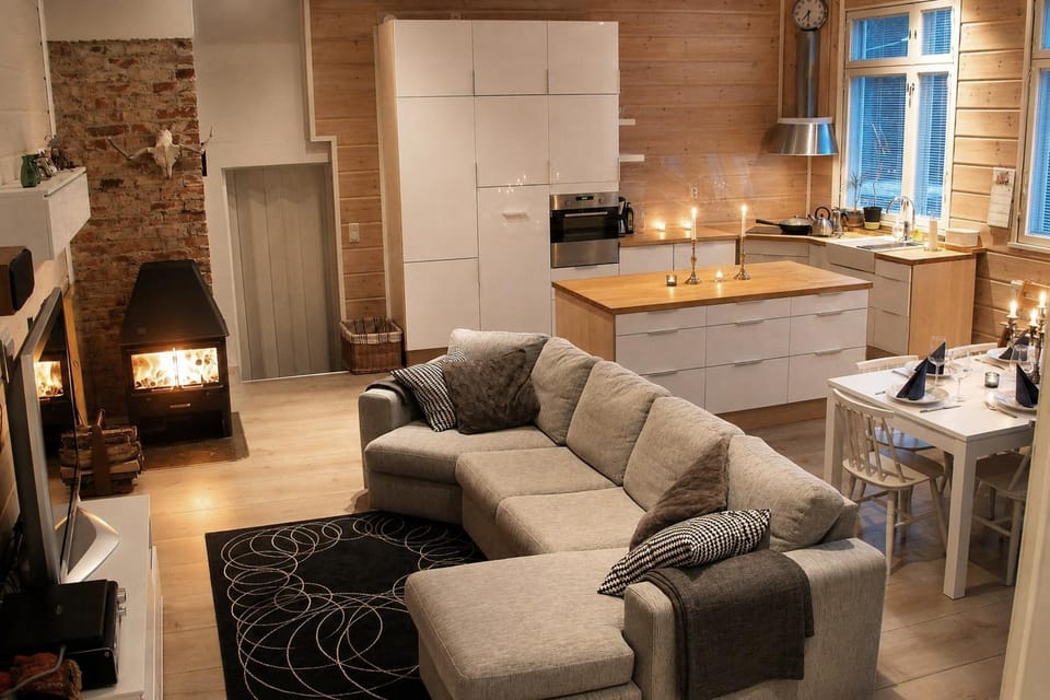Kitchen or kitchenette, Living room, Seating area, Dining area, pet friendly, stove