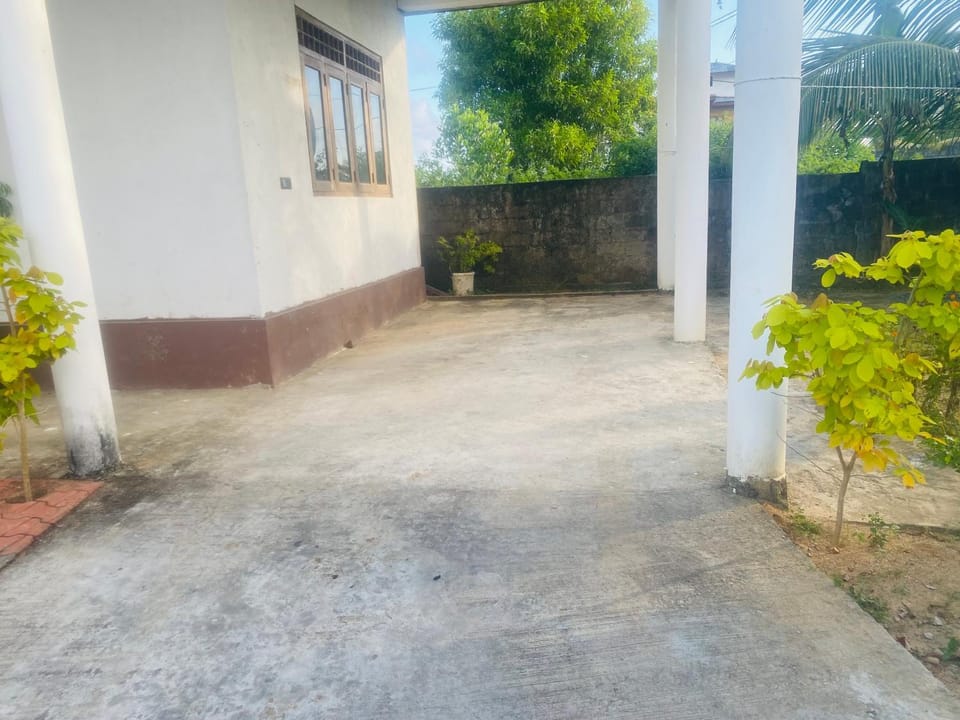 Aadhya Homestay Vacation rental in Western Province