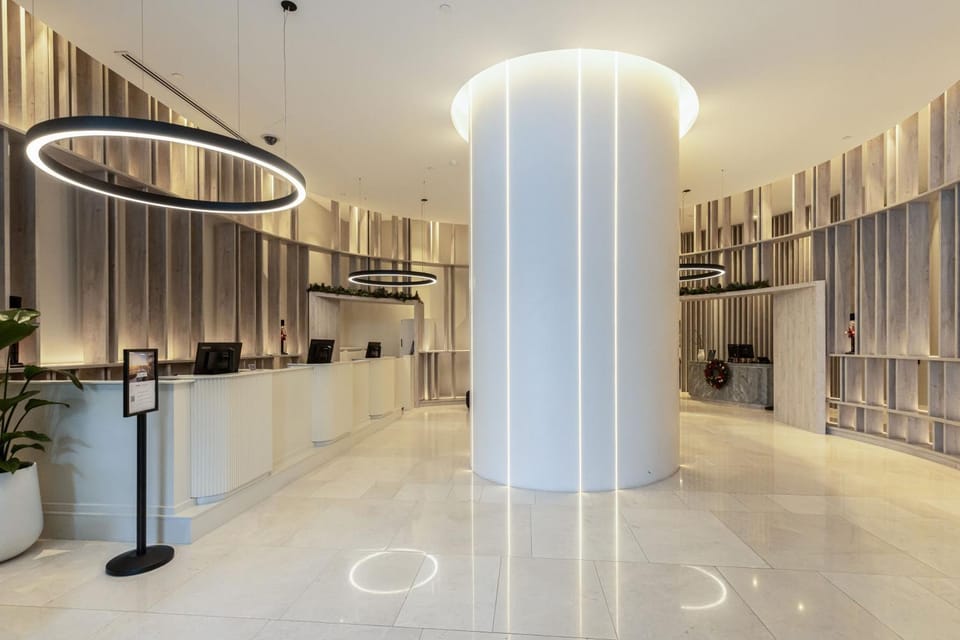 L47 Luxury 2BR Queen's Wharf Apartment with Panoramic View of River - City Skyline Apartment in Brisbane City