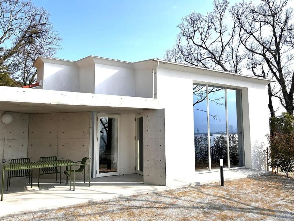 Property building, Day