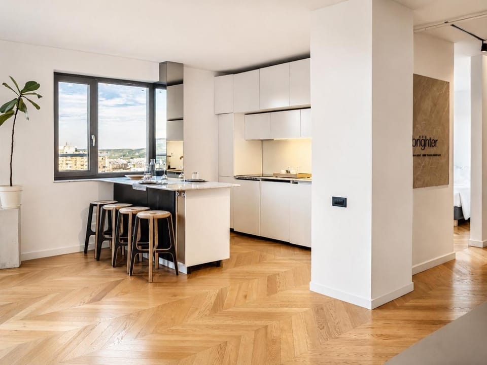 Kitchen or kitchenette, Dining area, minibar, pet friendly