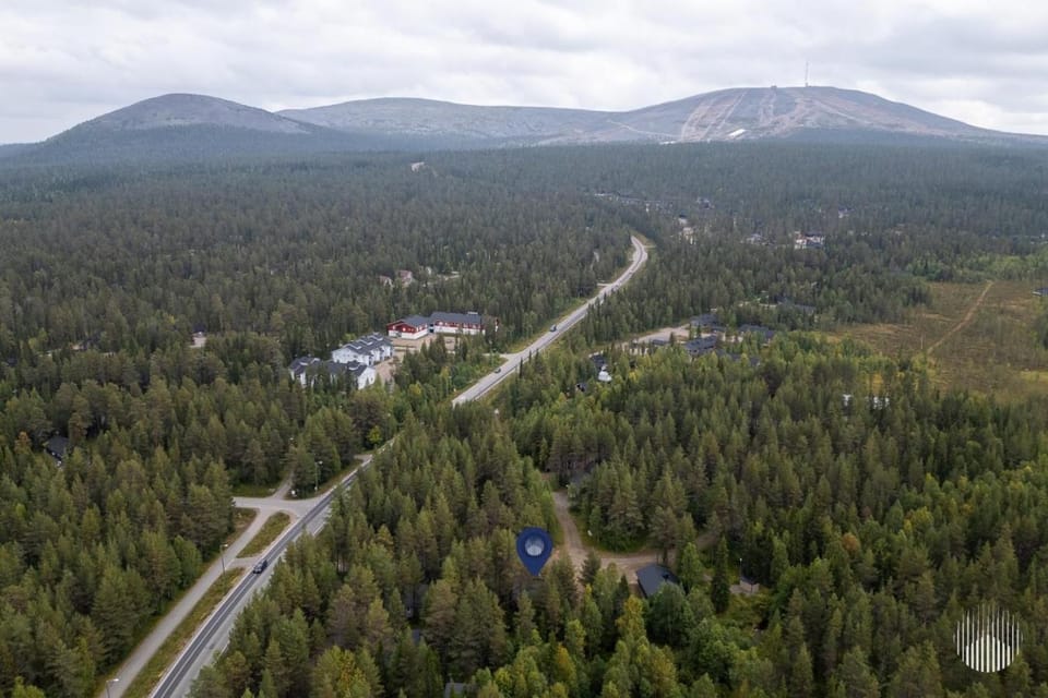 Day, Neighbourhood, Bird's eye view, Location