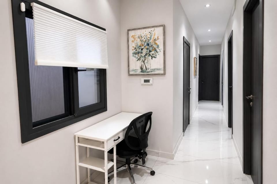 High End Almadies 2BR Gym Sauna AC & Fast WiFi Modern 1A Apartment in Dakar