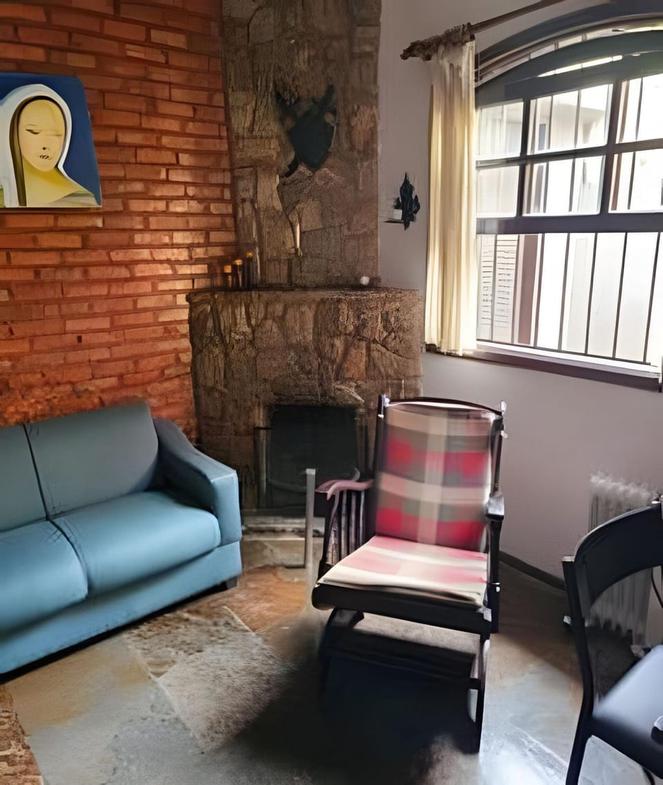 Refúgio em Nogueira Piscina, Sauna e Churrasqueira House in State of Rio de Janeiro