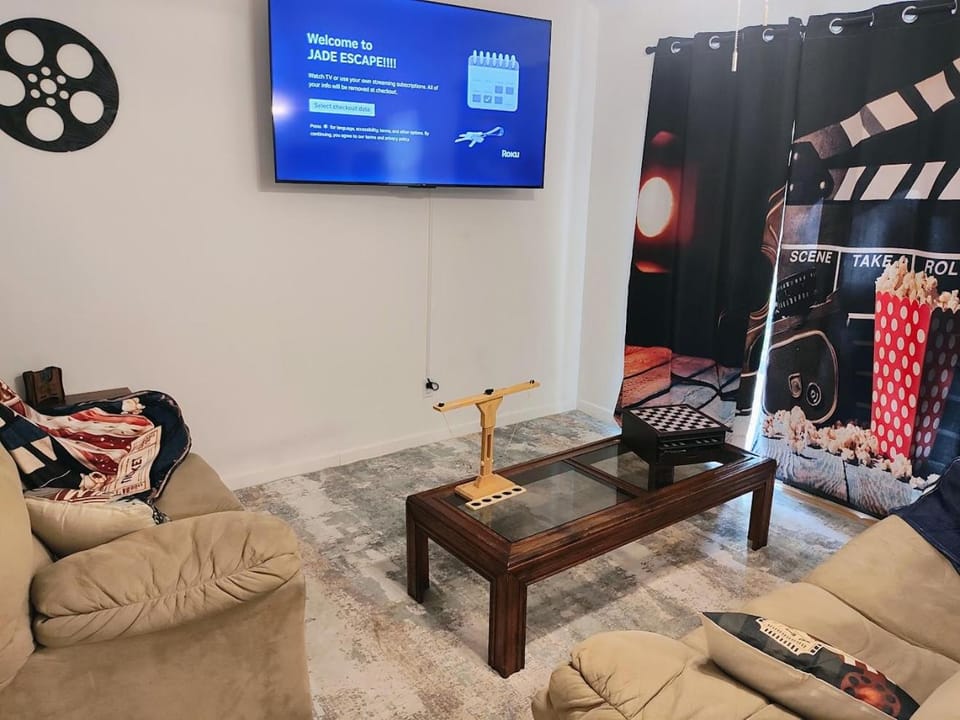 Living room, Seating area