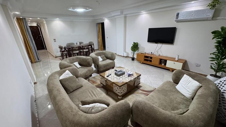 Hotel Pyramids View Modern Luxury Apartment Apartment in Egypt
