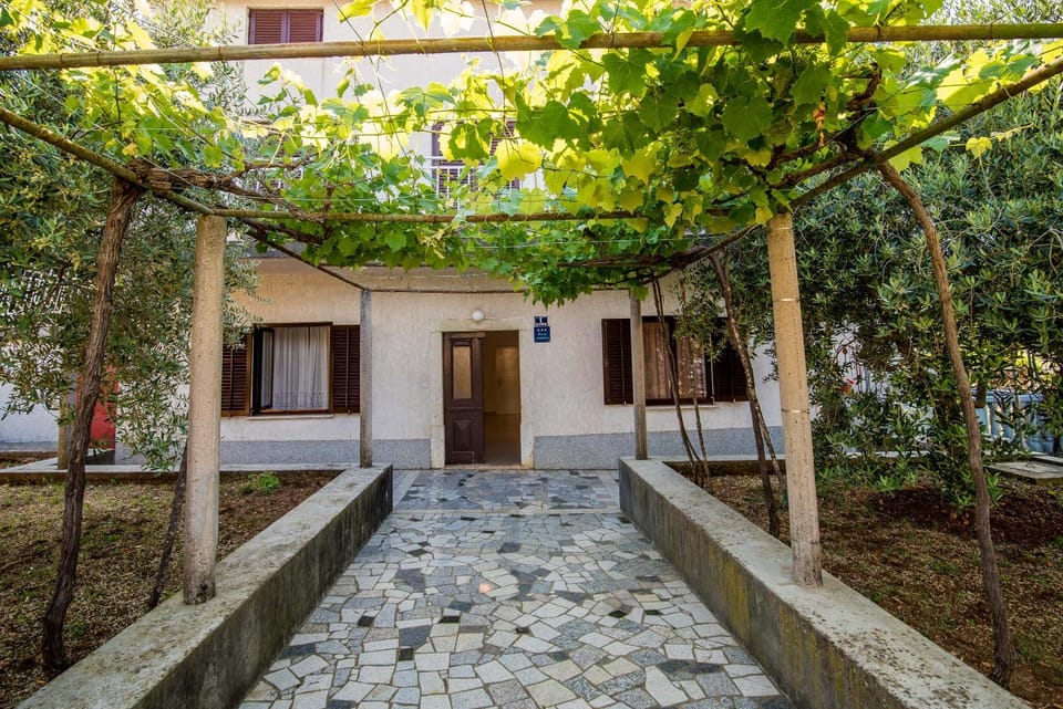 Facade/entrance, On site