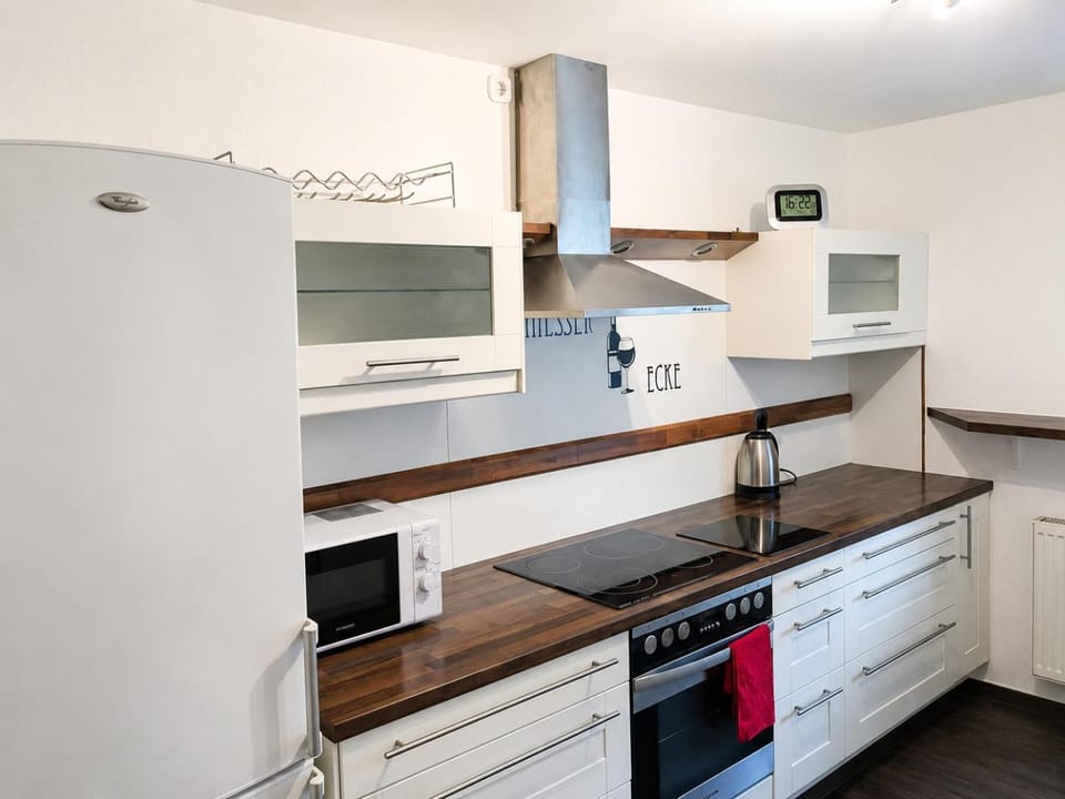 Kitchen or kitchenette, oven, stove