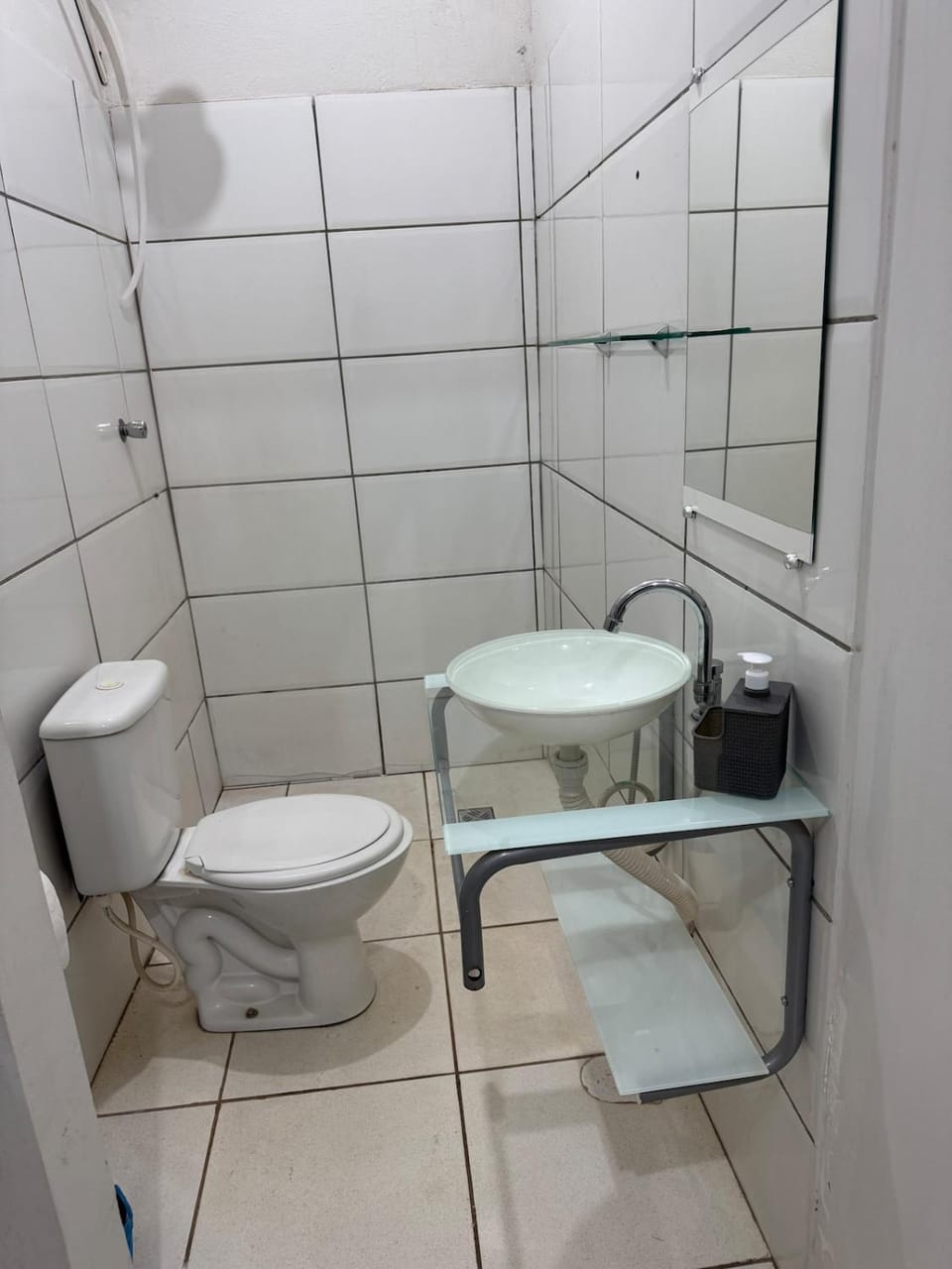 Shower, Toilet