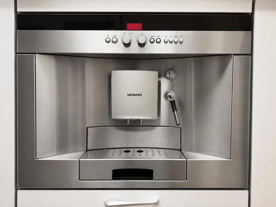 Coffee/tea facilities, kitchen