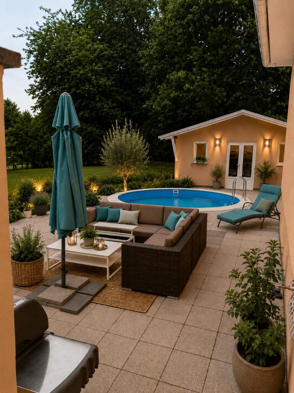 Swimming pool, Swimming pool