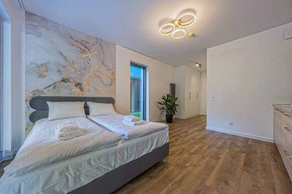Bed, Photo of the whole room