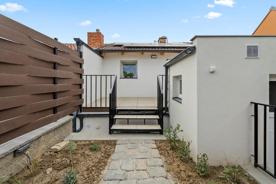 Property building, Balcony/Terrace
