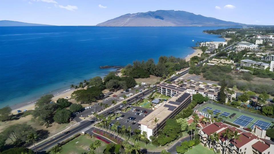 Maui Parkshore - 4 BR, 2 Units House in Kamaole