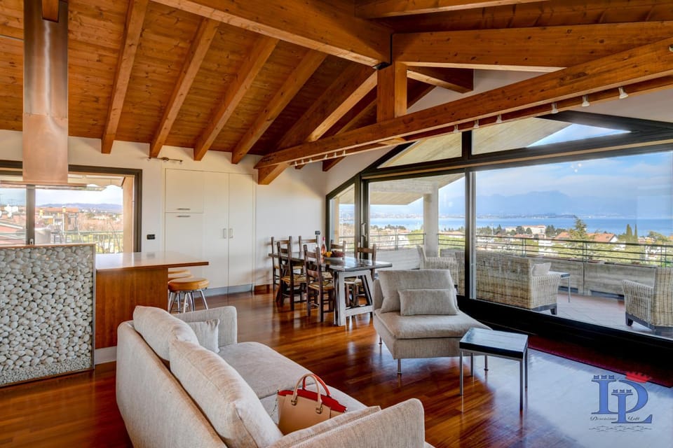 View (from property/room), Balcony/Terrace, Living room, Seating area, Dining area, Sea view