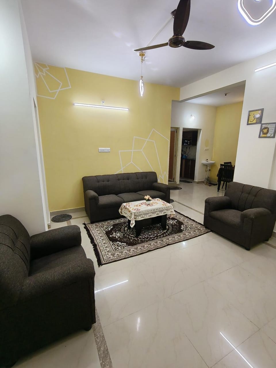Living room, Seating area