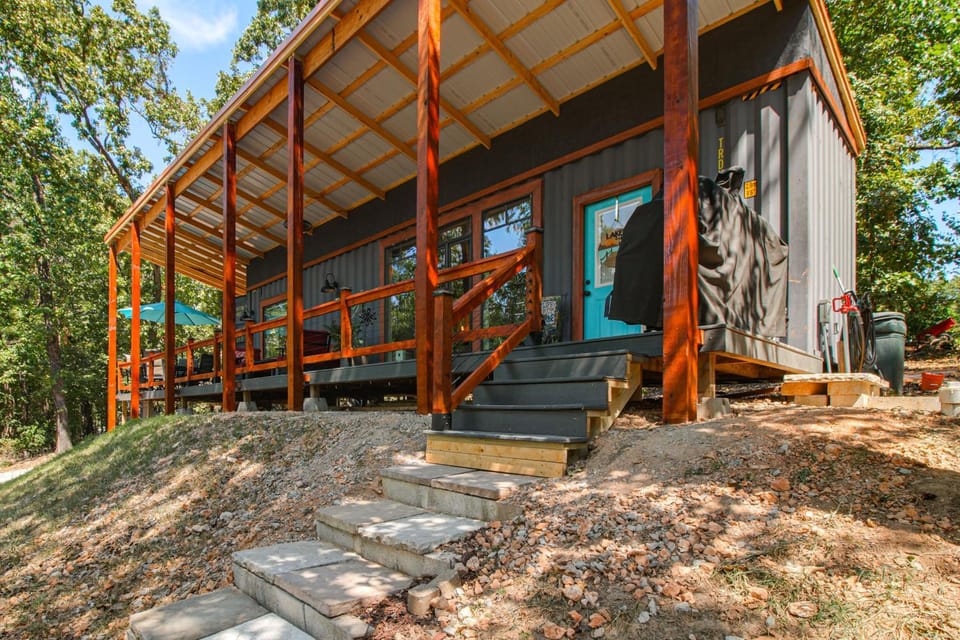 Peekabo Lake Views! Cabin Tiny Home w/ Fire Pit Cabin in Lake O The Cherokees