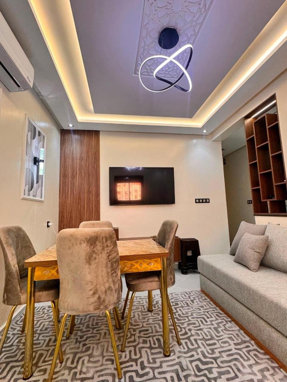 TV and multimedia, Living room, Seating area