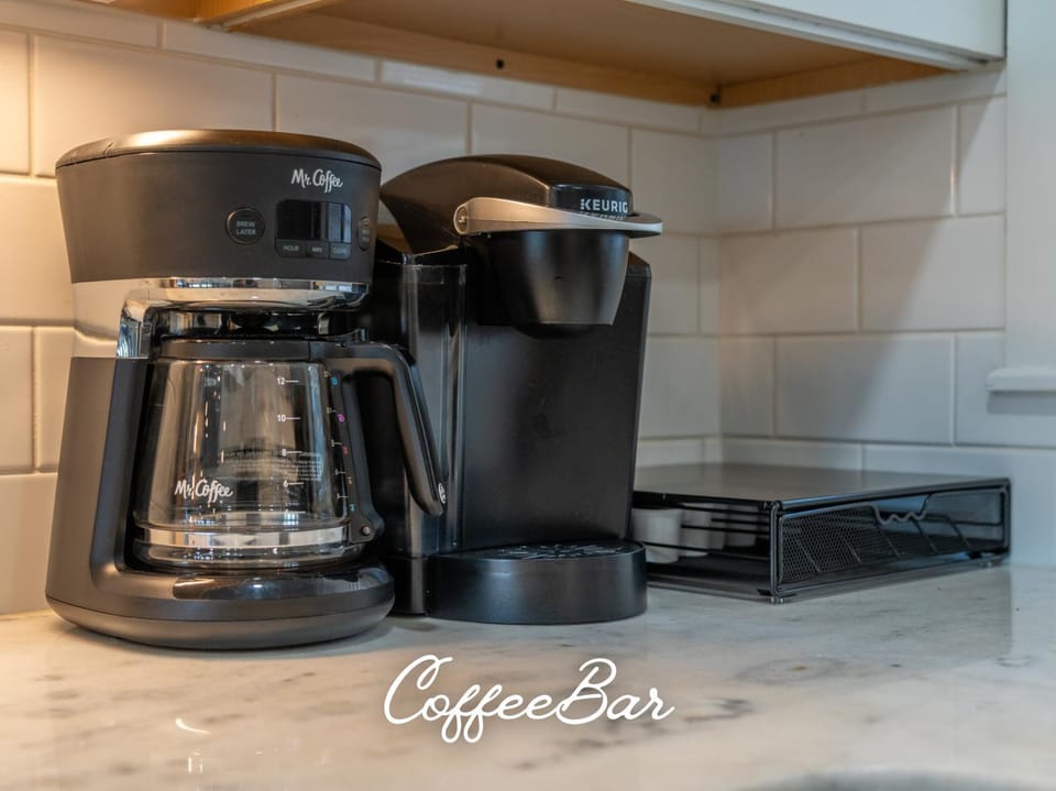 Coffee/tea facilities, Kitchen or kitchenette