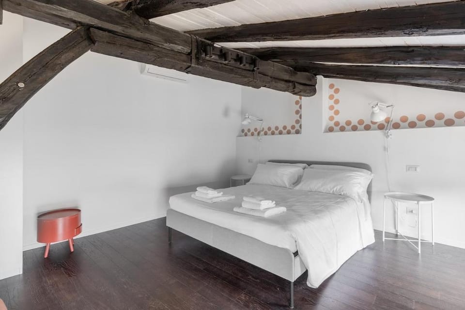 Mansarda via dell'Oro, a due passi da Piazza Maggiore Apartment in Bologna