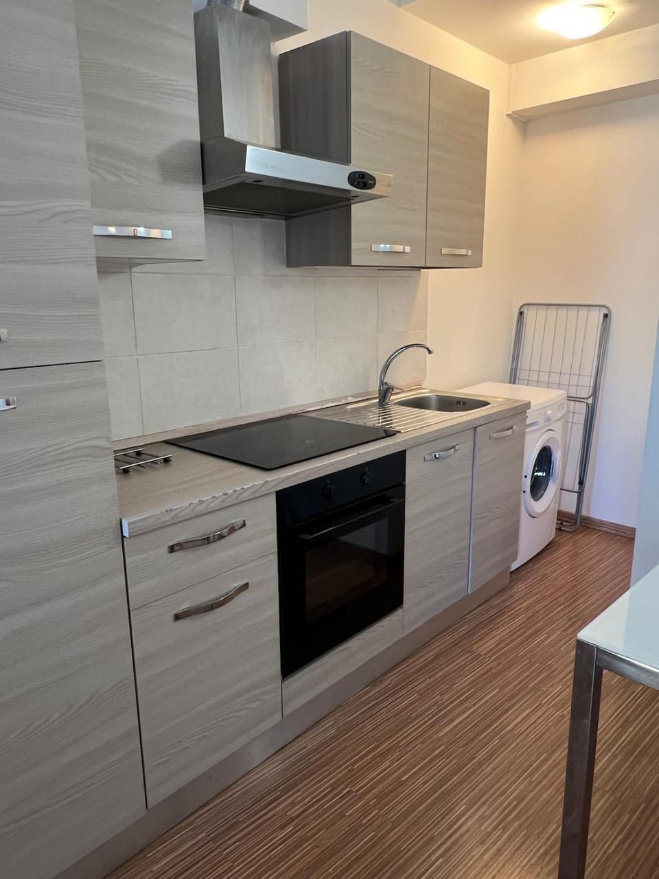4 Venice rooms Hotel,Piazza Ferretto, M9 Museum, Duomo,Teatro Toniolo, Airport, Wi Fi, Central City, Family, Group Friends Apartment in Venice
