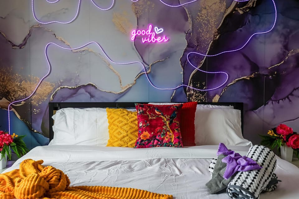 Velvet Escape - GroupsGame RoomRooftop Hot Tub Vacation rental in Nashville